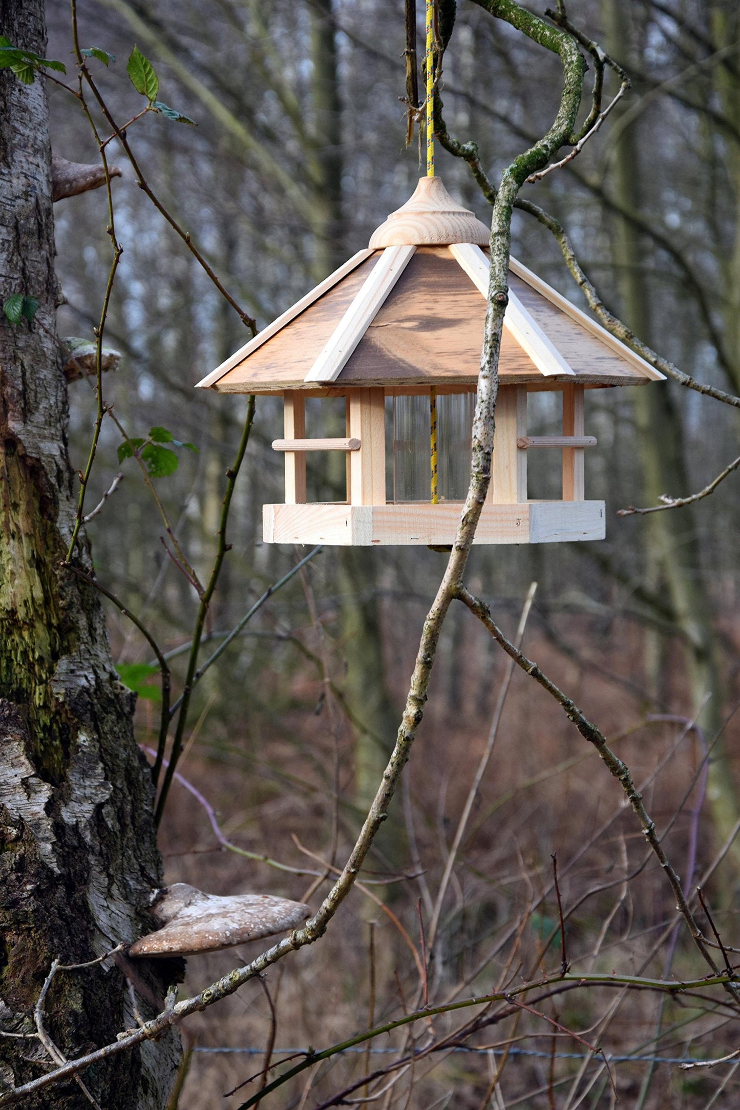 dobar? 21391e Camouflage Bird Feeder Wooden Bird Feeder - Hanging Bird House - Includes Feeder - Compact Bird Villa - 35 x 35 x 29 cm - Natural Flamed