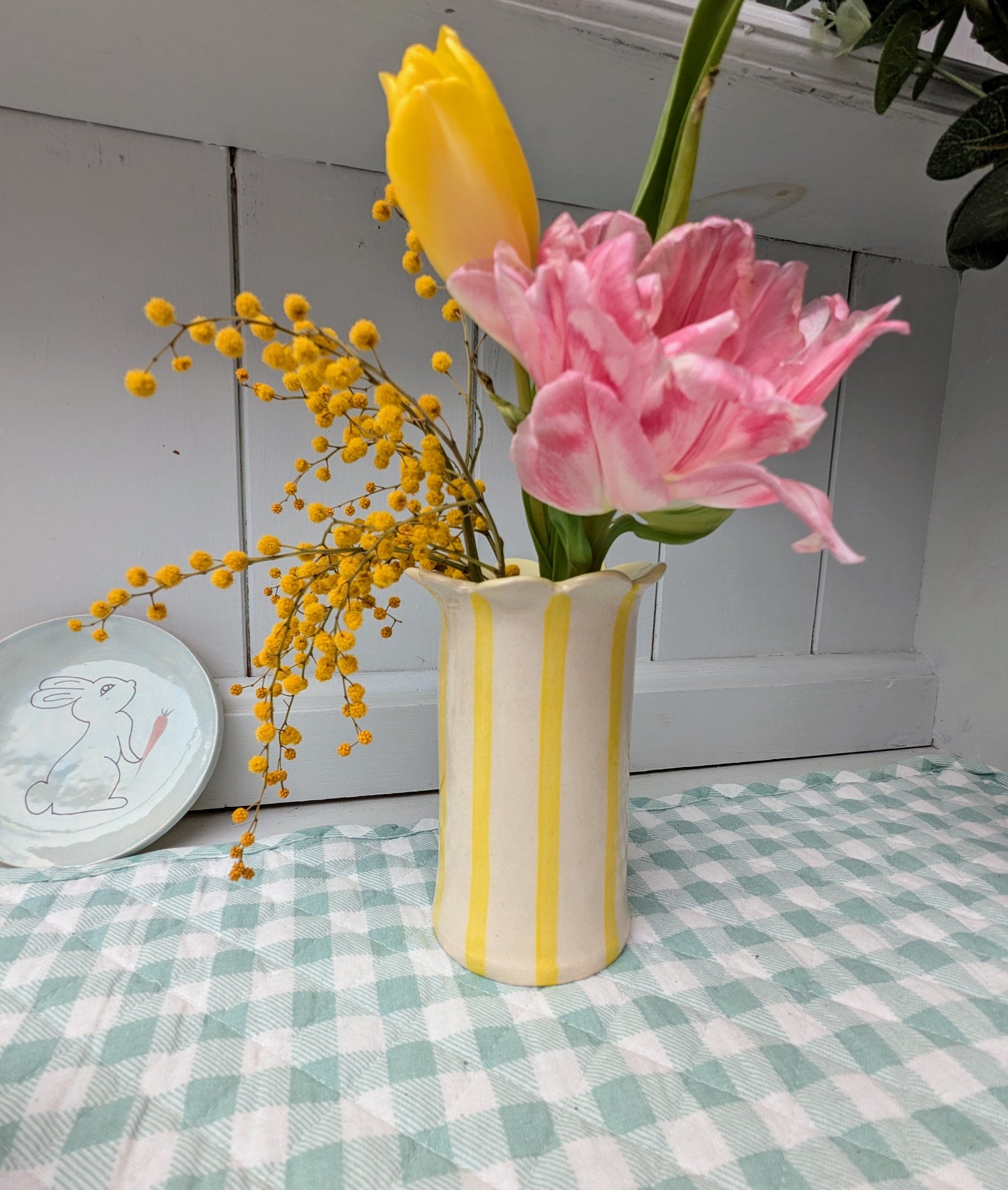 Daisy vase