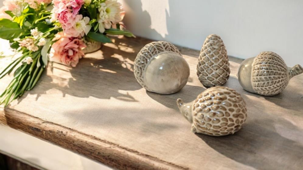 Ceramic Acorn Ornament 11.5cm-5