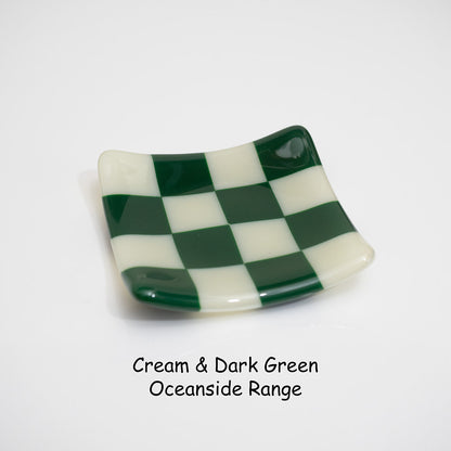 8cm Chequered Dual Coloured Shallow Dish - Oceanside Collection