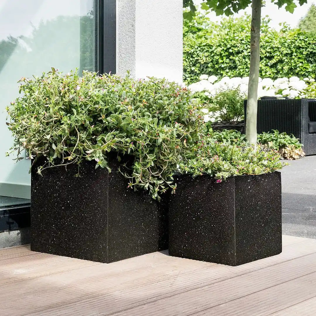 IDEALIST Lite Contemporary Flower Box Square Garden Planter, Light Concrete Outdoor Large Plant Pot H30 L30 W30 cm, 28L